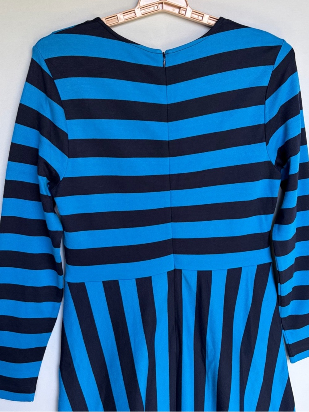 Boden Blue Striped Jersey Midi Dress Sz 10R Fit Flare Classic Retro Chic EUC - Picture 6 of 16